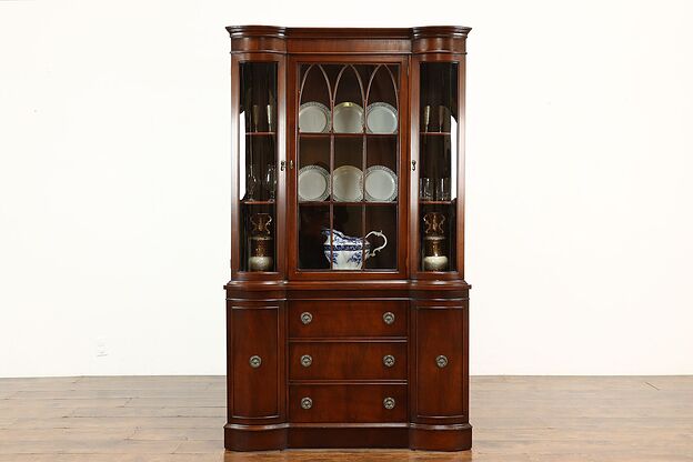 Traditional Vintage Mahogany China Display or Curio Cabinet Curved Glass #41492 photo