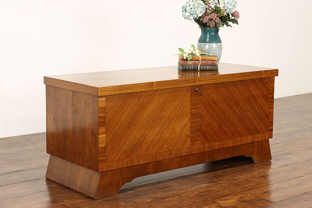 Midcentury Modern Vintage Cedar Trunk, Blanket Chest, Coffee Table, Lane #41881 photo