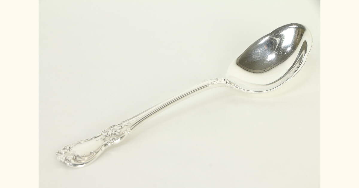 Sterling Silver Towle Old Master Sauce or Jelly Serving Spoon 5 3/4"
