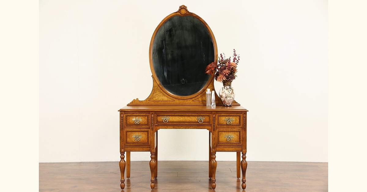 Curly Birdseye Maple 1925 Antique Vanity, Dressing Table or Desk