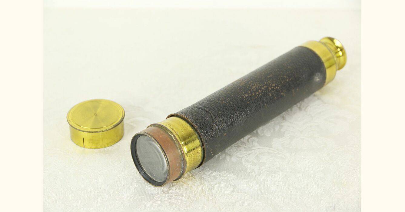 Details about   Nautical Marine Spyglass Brass Telescope with Maritime Leather case Antique Gift 