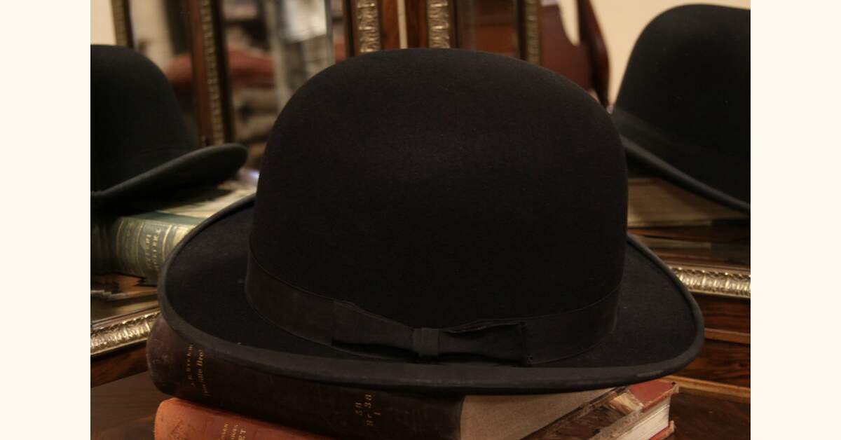 hat622bow.jpg