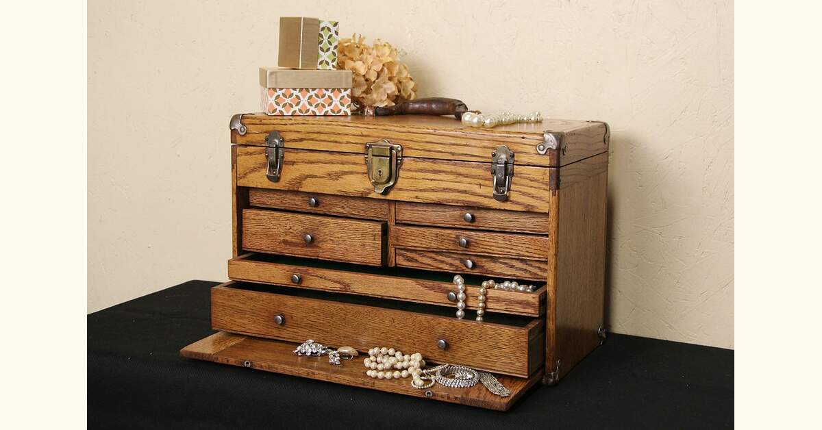 vintage チェスト Machinist Oak 1920's Excelsior Tool Chest, Collector or Jewelry Box