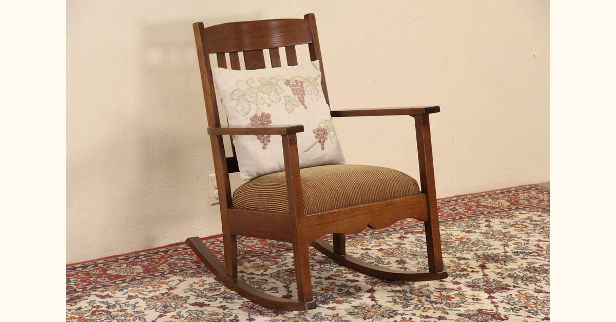 Arts & Crafts Mission Oak Antique 1910 Rocking Chair or Rocker