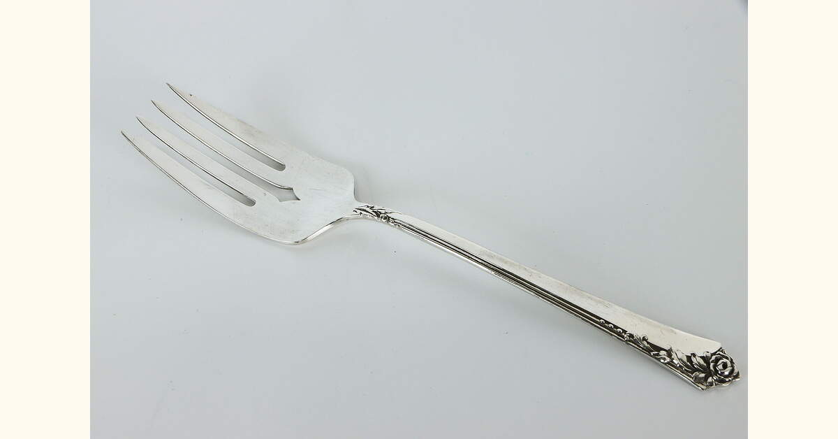 Sterling Silver Heirloom Damask Rose Serving Fork 8.25