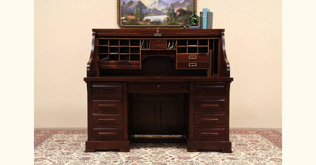 Mahogany Antique 1900 Shelbyville IN 5' Roll Top Desk