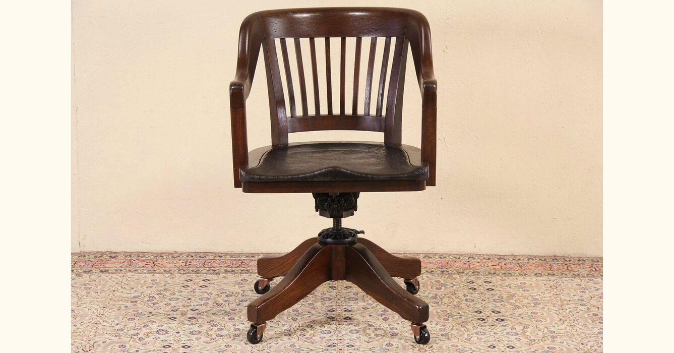 木製ラック・ウッドラック Lloyd's Antiques Late 20th Century Vintage Solid Oak and Walnut Inlay