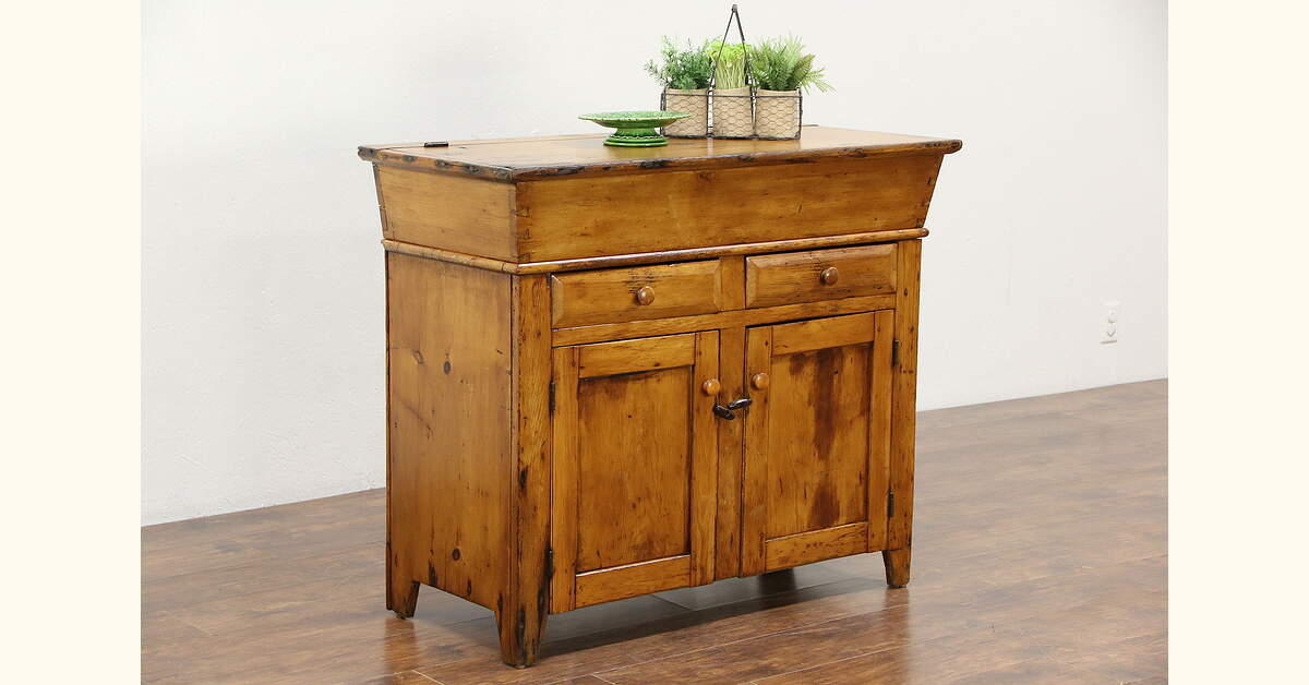 アンティーク　キルトトップ　ヘキサゴン Elegant Desk with Fluted Columns & Hutch Option | DutchCrafters