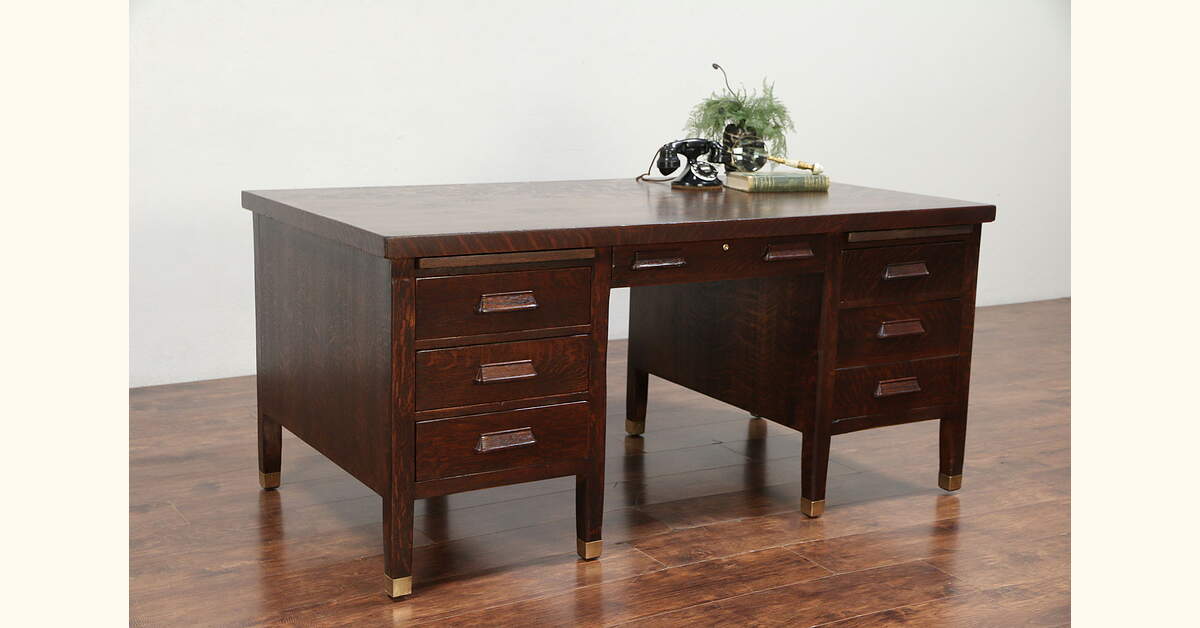 dsk11718oak.jpg