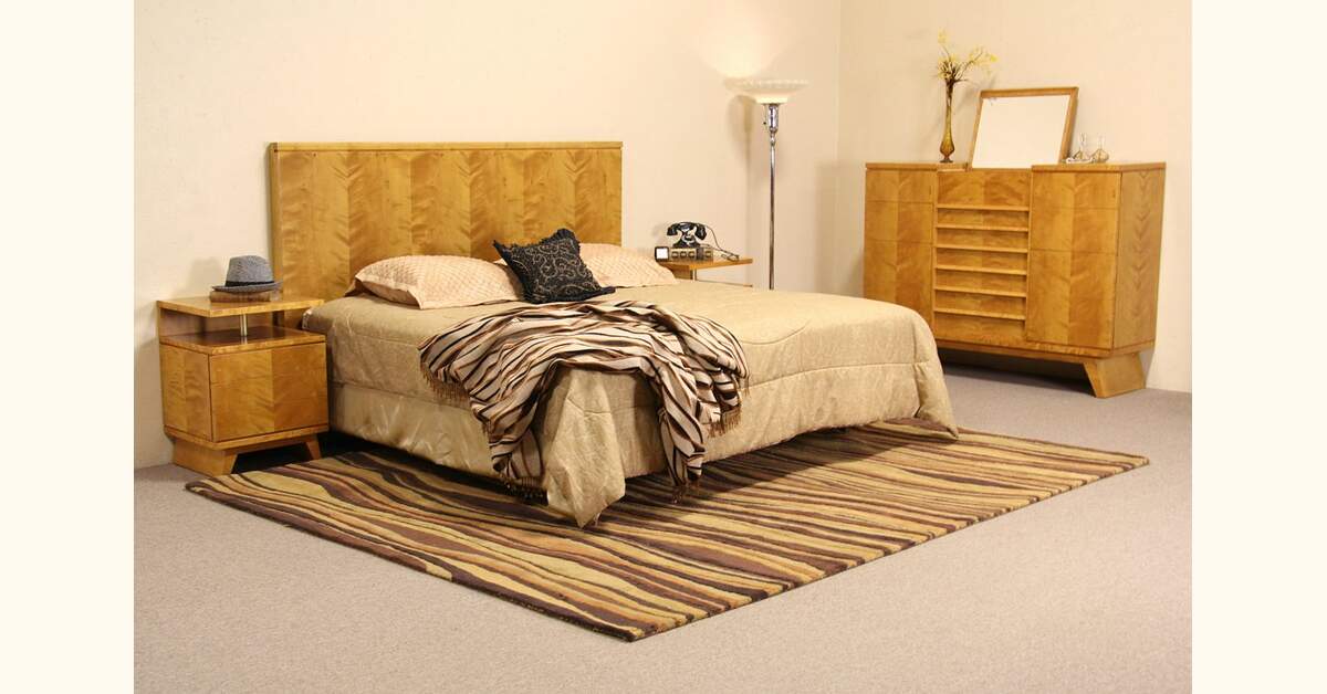 Curated visual reference: Midcentury Modern Swedish King Size 4 Pc Bedroom Set Photo Inspiration