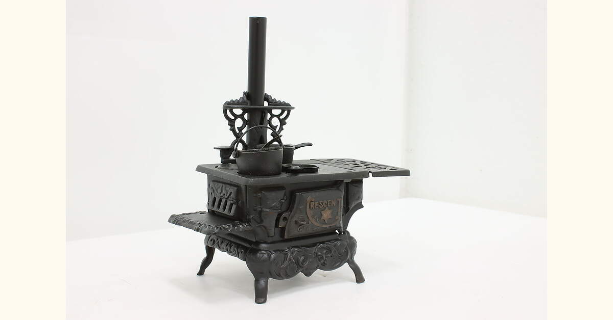 Crescent Vintage Cast Iron Miniature Stove & Pots