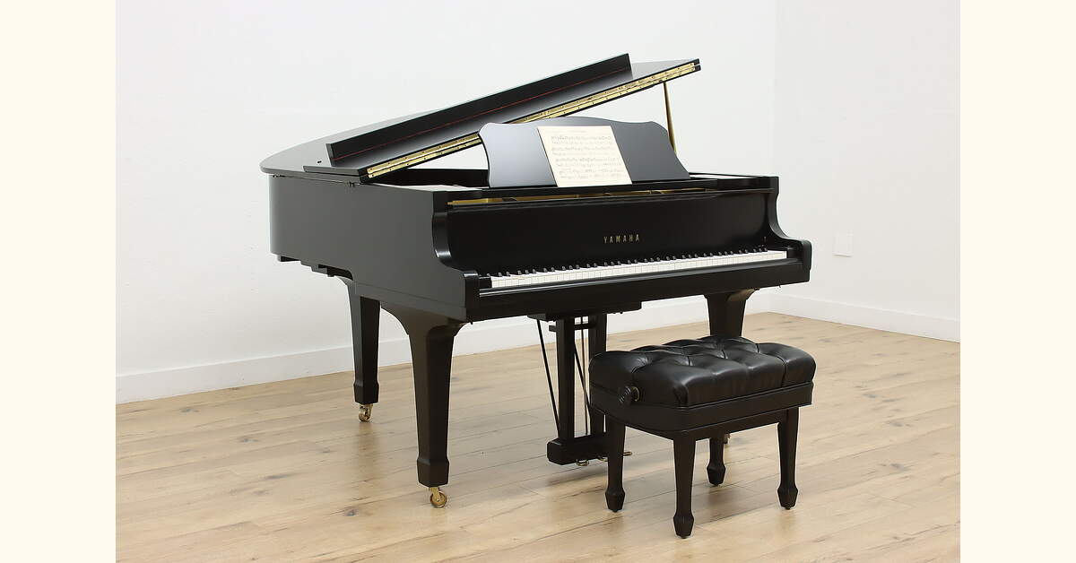 スワロフスキー フィギュリン Piano Grand with Stool Grand Piano and