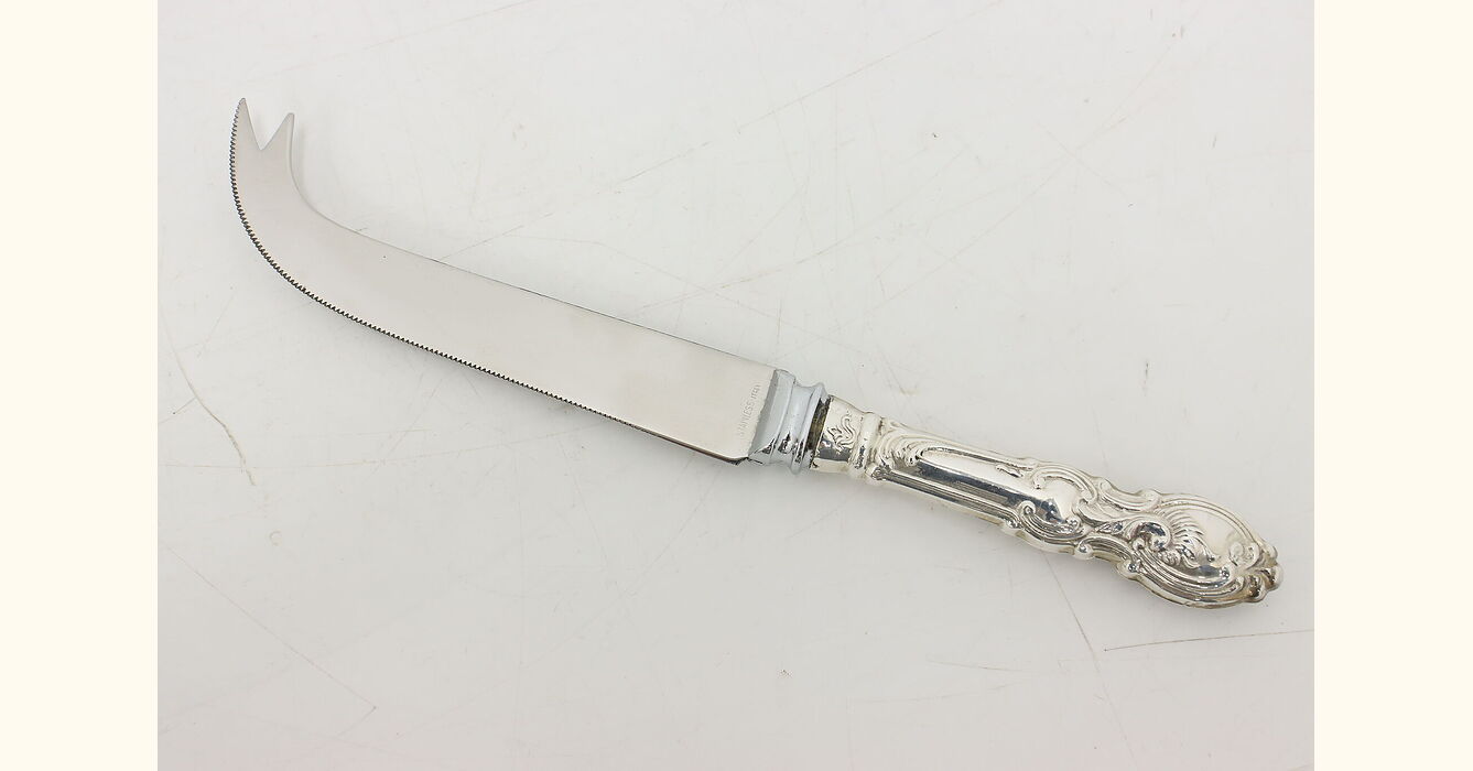 銀製　ガウチョナイフ　vintage アルゼンチン　シルバー800 Antique Argentina Gaucho .800 Silver Knife sold at auction