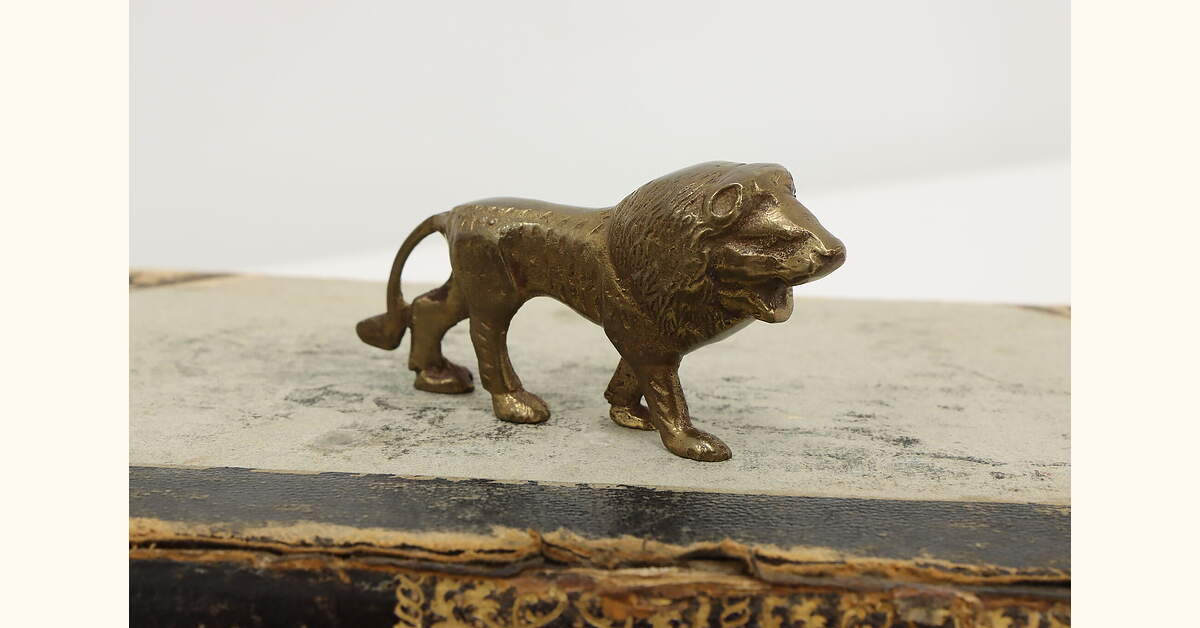 Brass Vintage Roaring Lion Sculpture