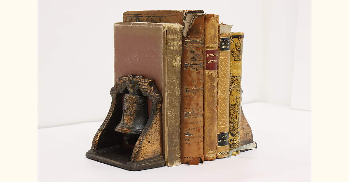 アンティーク雑貨 LibertyBell Bookend&Ornament atlast&co. Pair of Antique Cast Iron Liberty Bell Library Bookends