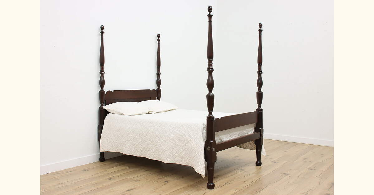 Empire Antique Mahogany 4 Poster Full Size Rope Bed