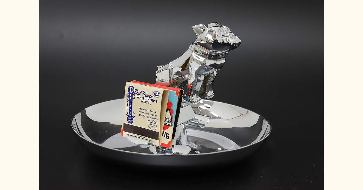 Mack Truck Bulldog Vintage Chrome Ashtray, Central Die