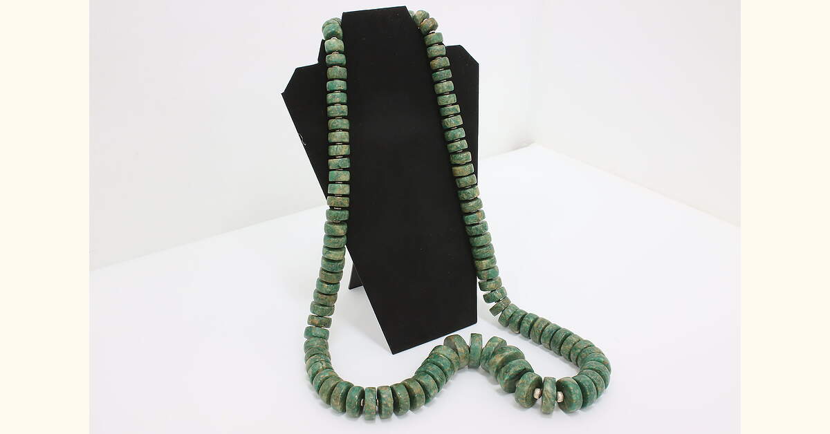 Vintage Green Stone Heishi Disk Bead Necklace 48” Extra Long 2 lb