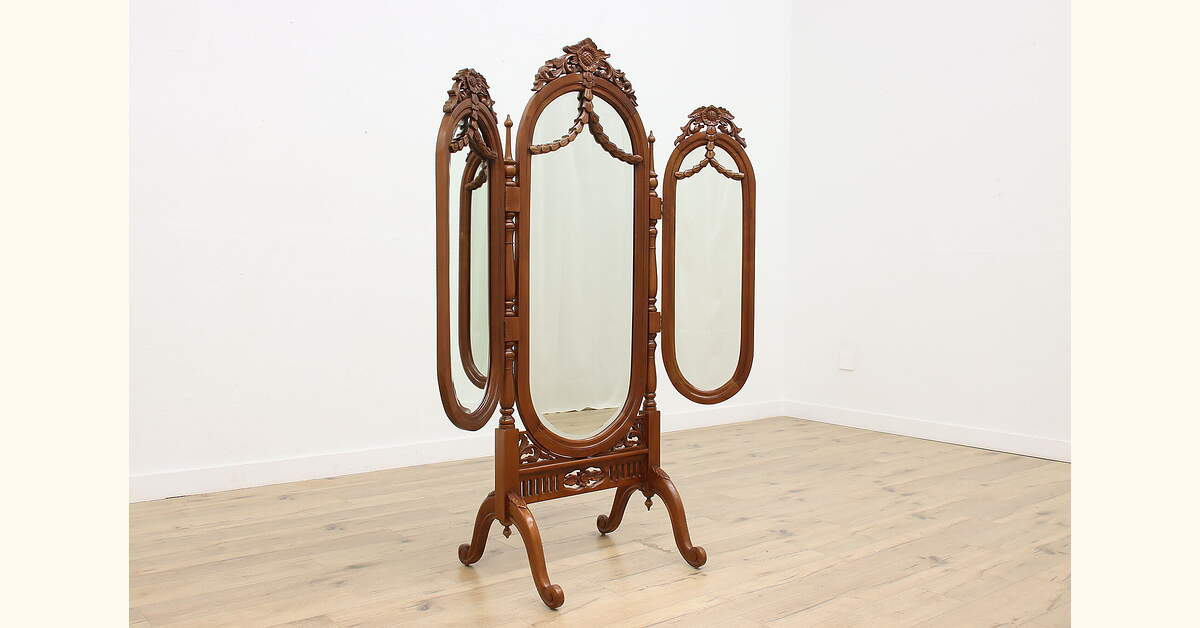 Victorian Vintage Mahogany Trifold Cheval Dressing Mirror