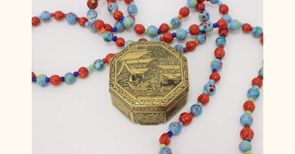 Chinese Vintage Engraved Brass Snuff Ring or Trinket Box